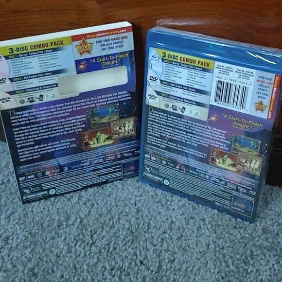 Disney The Princess and the Frog  3 Disc Set Blu-ray DVD Digital Copy NEW Sealed - Picture 2 of 5